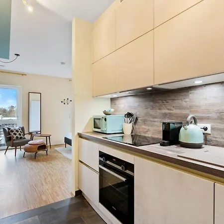 Cozy With Full Kitchen & Workspace * Luxembourg